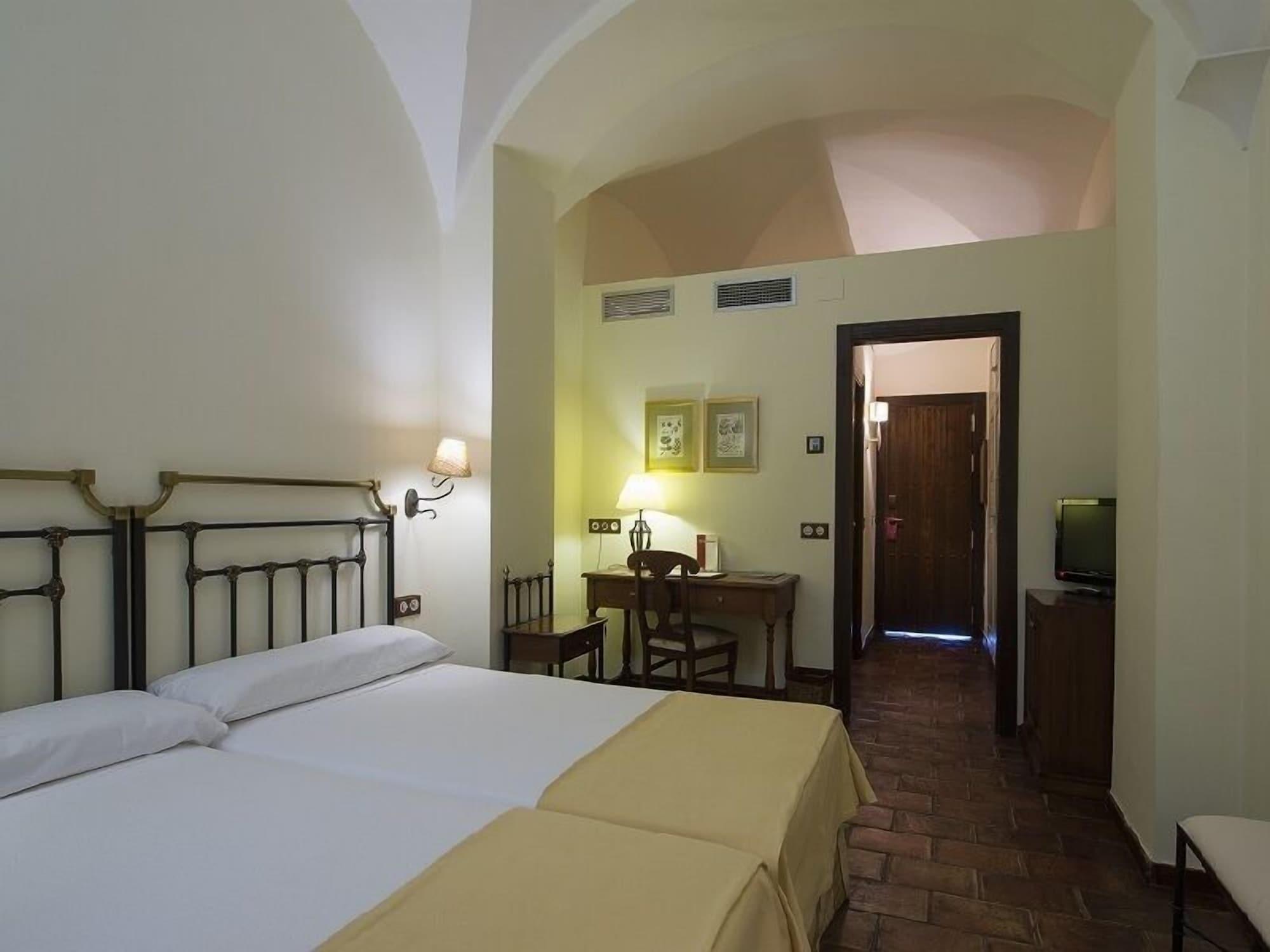 Hospedium Hotel Cortijo Santa Cruz Villanueva De La Serena Bagian luar foto