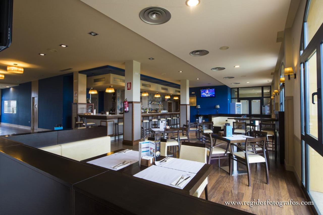 Hospedium Hotel Cortijo Santa Cruz Villanueva De La Serena Bagian luar foto